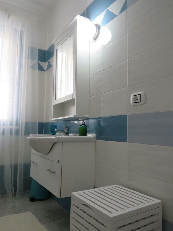 Casa Vacanza Afe A Pochi Passi Dal Mare Маттината Экстерьер фото